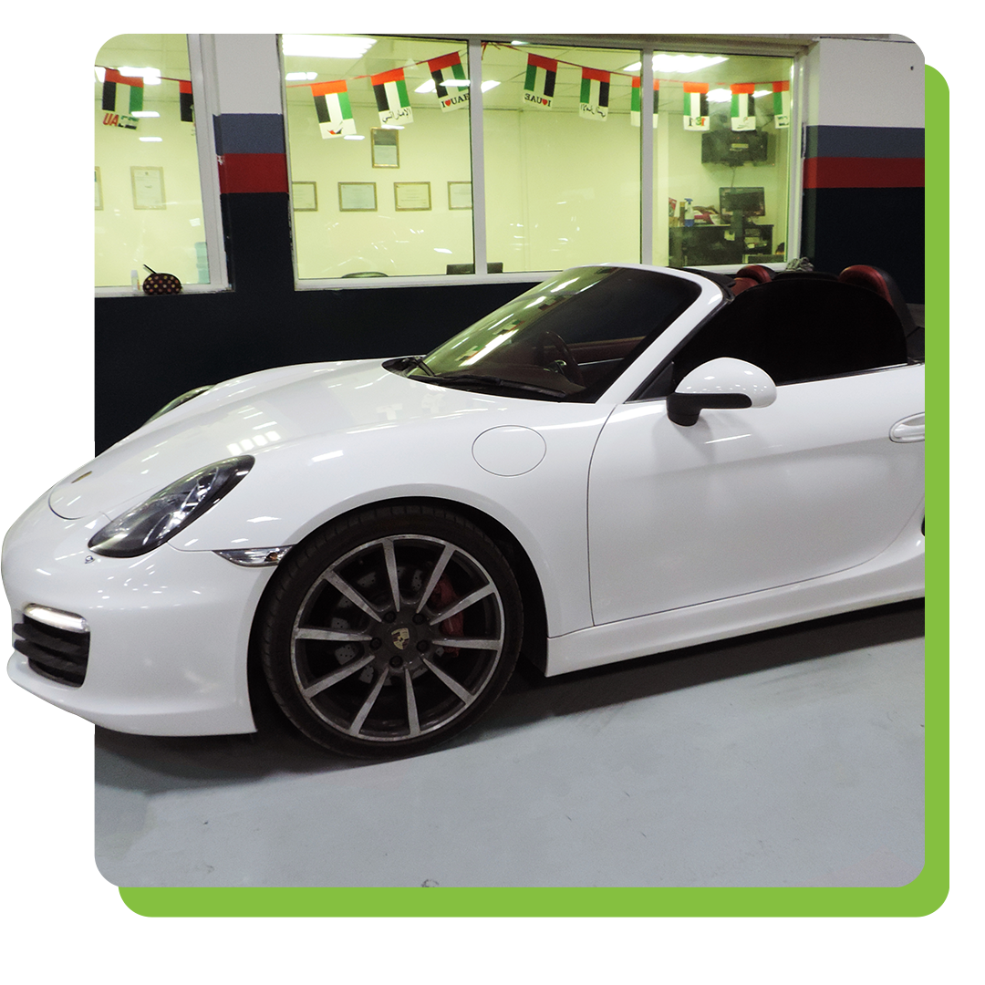 Luxury Car Service in Dubai